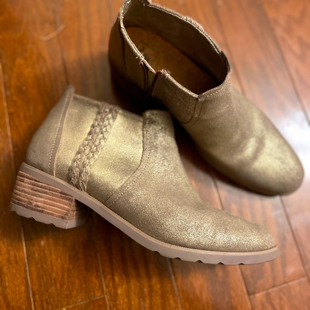 Reef brand Women’s Voyage Boot